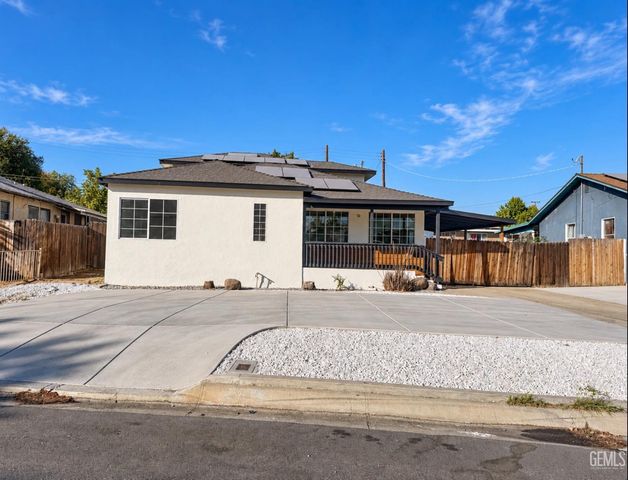 214 LOWELL Drive, Bakersfield, CA 93308