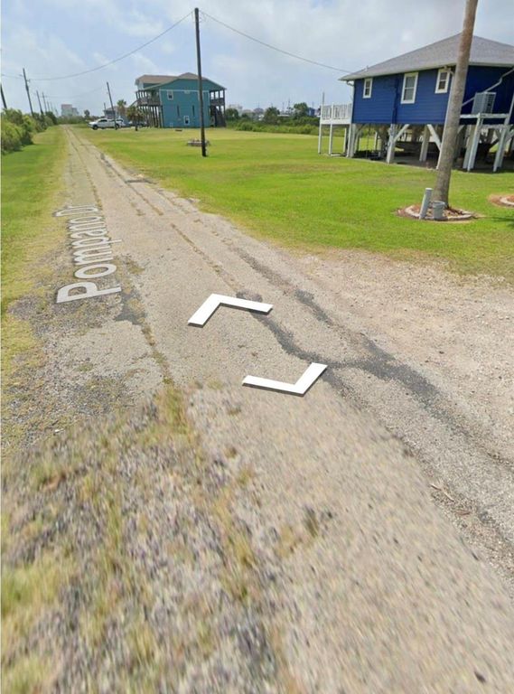 1157 Pompano, Crystal Beach, TX 77650