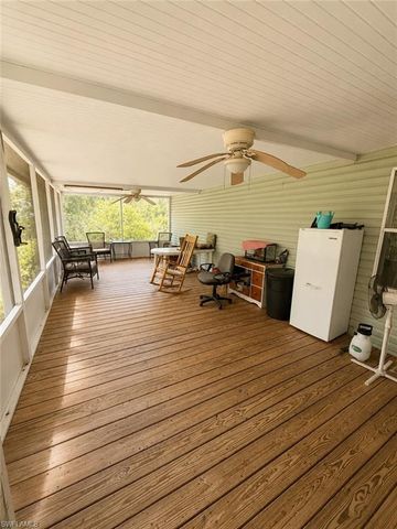 19450 Donna DR, North Fort Myers, FL 33917