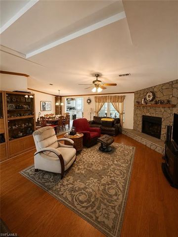 19450 Donna DR, North Fort Myers, FL 33917