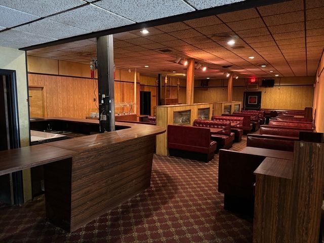 54 West Main St, Ware, MA 01082