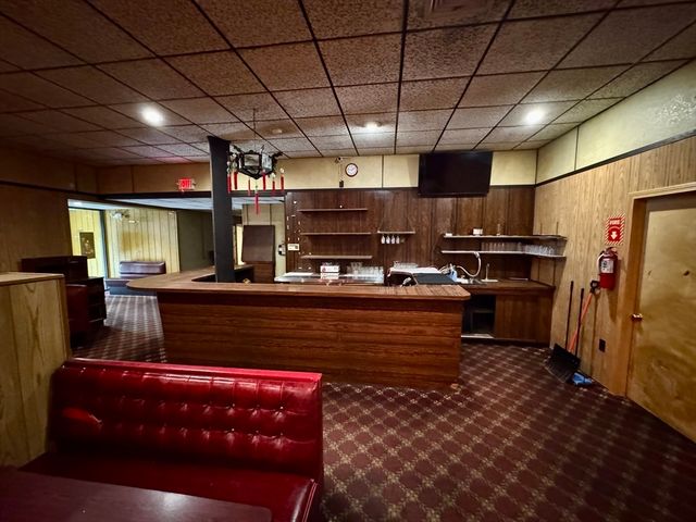 54 West Main St, Ware, MA 01082