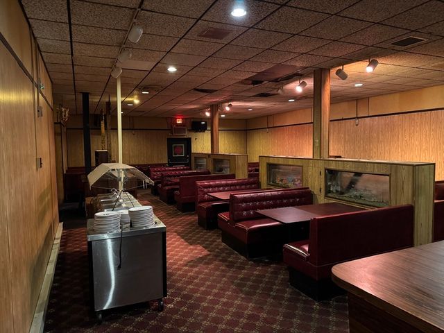 54 West Main St, Ware, MA 01082