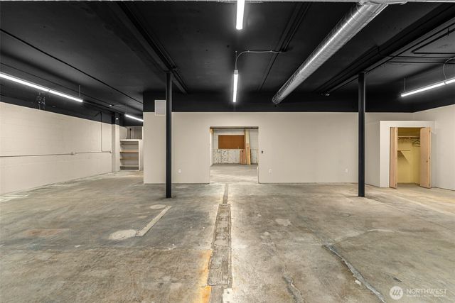 1052 Valley Mall PKWY, East Wenatchee, WA 98802