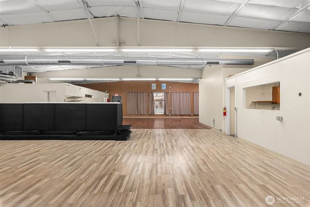 1052 Valley Mall PKWY, East Wenatchee, WA 98802