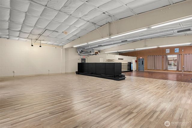 1052 Valley Mall PKWY, East Wenatchee, WA 98802