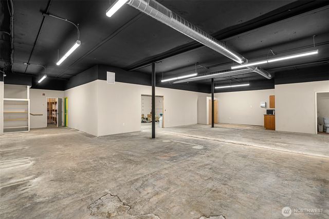 1052 Valley Mall PKWY, East Wenatchee, WA 98802