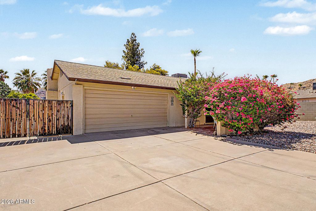 10410 S 44TH Street, Phoenix, AZ 85044