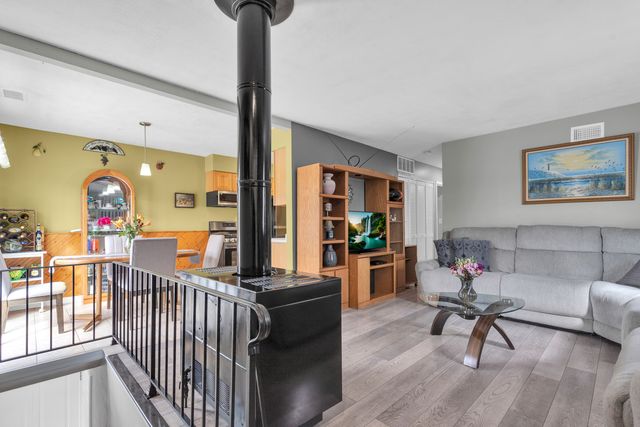 1314 ELY Court 1314, Wheeling, IL 60090