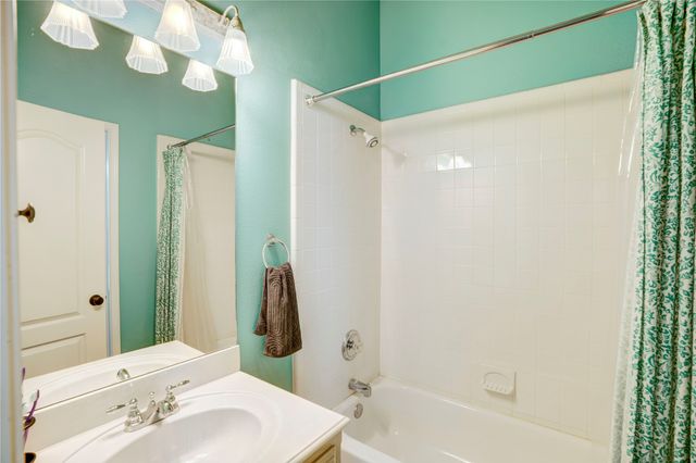 8628 Saranac Trail, Fort Worth, TX 76118