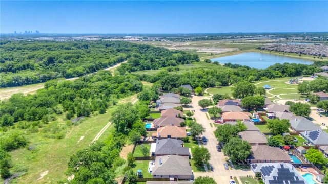8628 Saranac Trail, Fort Worth, TX 76118