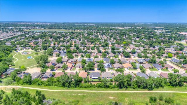 8628 Saranac Trail, Fort Worth, TX 76118