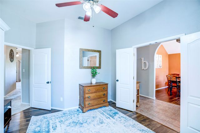 8628 Saranac Trail, Fort Worth, TX 76118