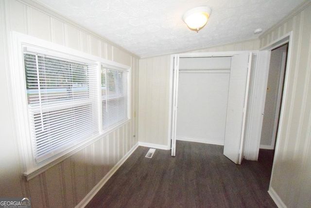 2625 Sharpsburg Mccullum Road, Newnan, GA 30265