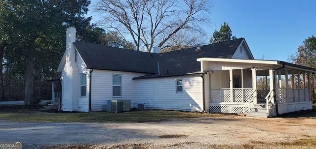 2625 Sharpsburg Mccullum Road, Newnan, GA 30265