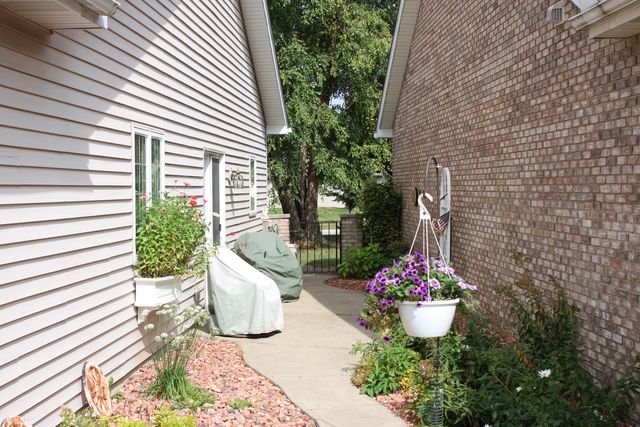 1641 Magnolia Drive, Hobart, IN 46342