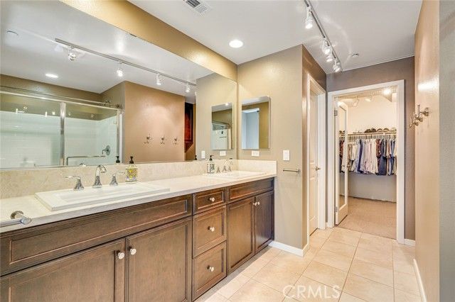 507 Rockefeller, Irvine, CA 92612