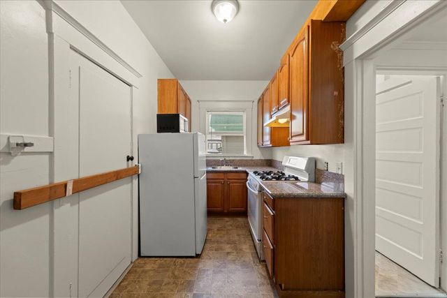 1736 23rd Avenue, Oakland, CA 94606