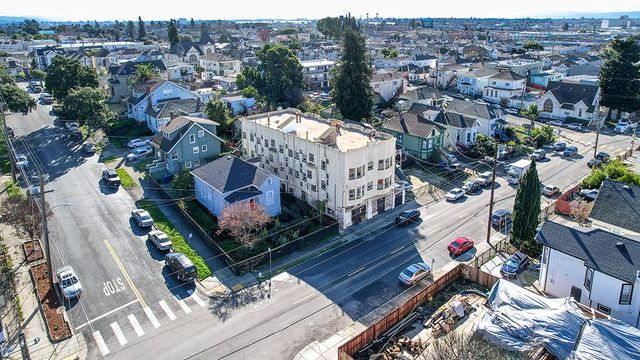 1736 23rd Avenue, Oakland, CA 94606