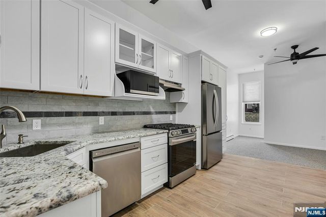 815 Park Avenue 1L, Hoboken, NJ 07030
