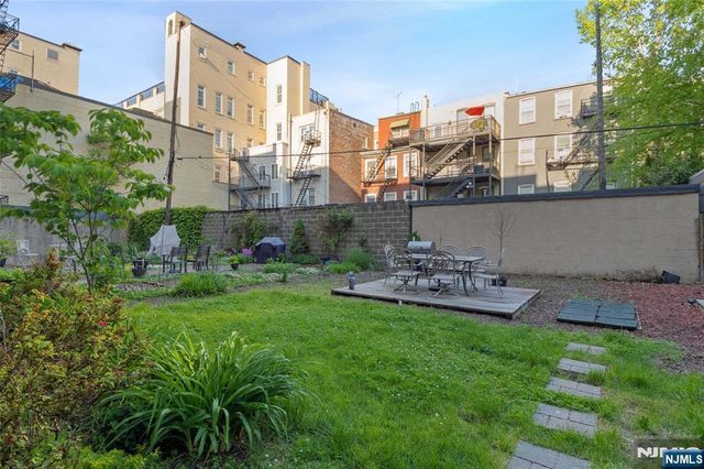 815 Park Avenue 1L, Hoboken, NJ 07030