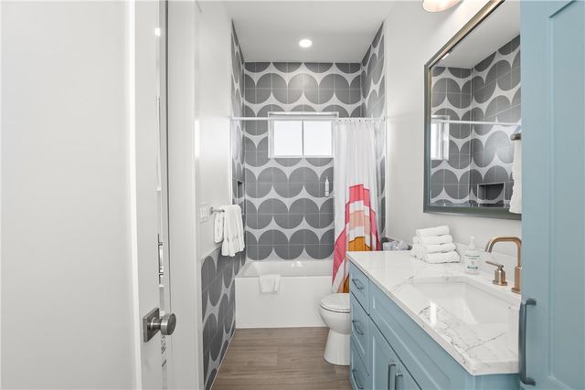 724 Sunset Ave, Port Aransas, TX 78373