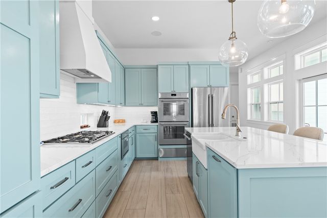 724 Sunset Ave, Port Aransas, TX 78373