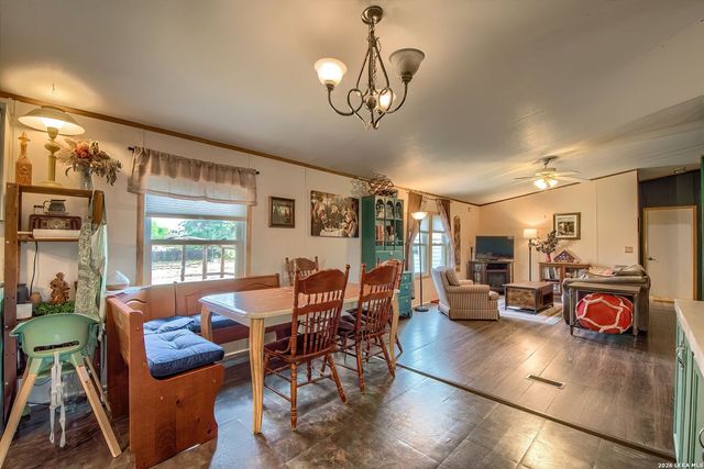 11727 Haven Estates, Adkins, TX 78101