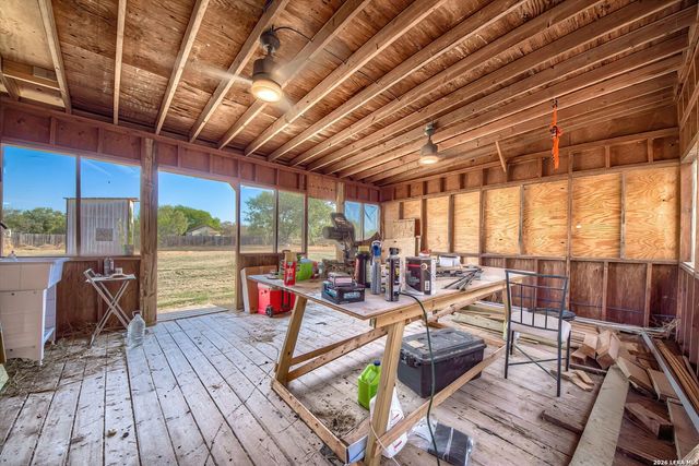 11727 Haven Estates, Adkins, TX 78101