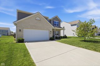 2023 Glenmoor Drive, Columbus, IN 47201