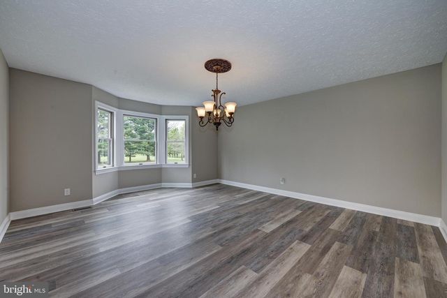 270 HARTFORD RD, Medford, NJ 08055