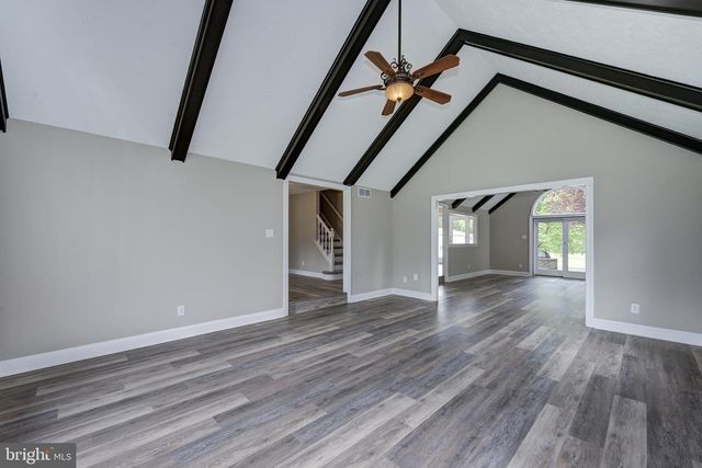270 HARTFORD RD, Medford, NJ 08055