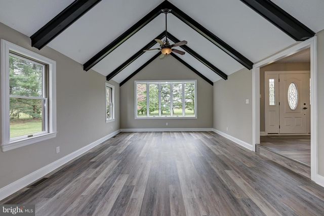270 HARTFORD RD, Medford, NJ 08055