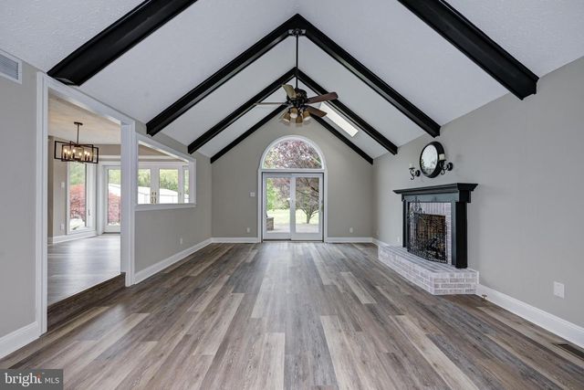 270 HARTFORD RD, Medford, NJ 08055