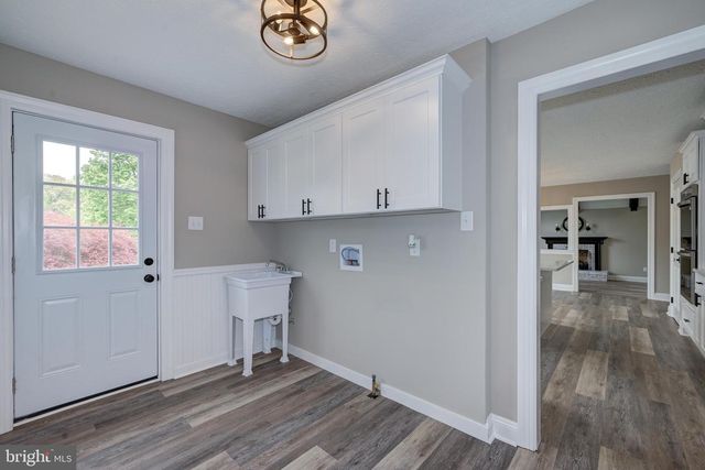 270 HARTFORD RD, Medford, NJ 08055