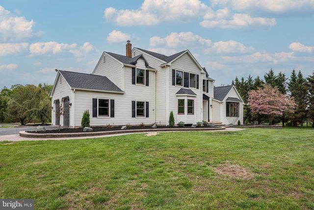 270 HARTFORD RD, Medford, NJ 08055