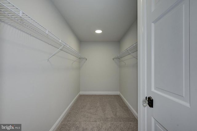 270 HARTFORD RD, Medford, NJ 08055