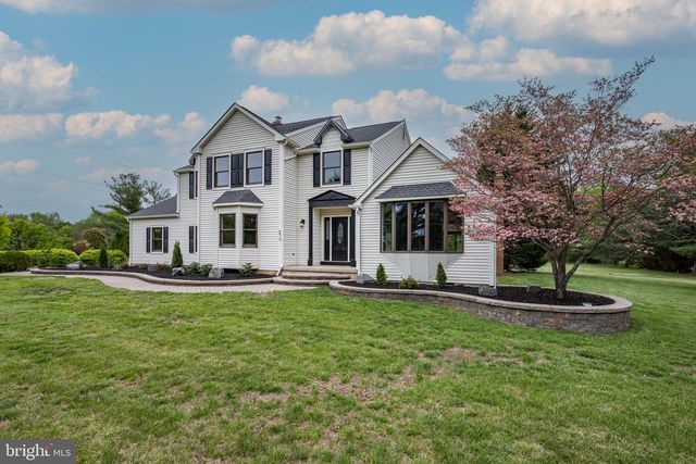 270 HARTFORD RD, Medford, NJ 08055