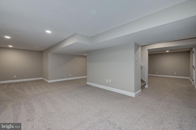 270 HARTFORD RD, Medford, NJ 08055