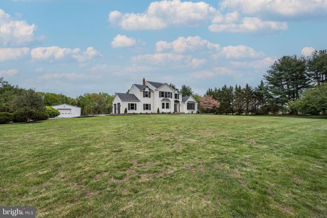 270 HARTFORD RD, Medford, NJ 08055