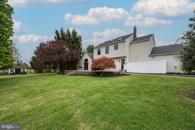 270 HARTFORD RD, Medford, NJ 08055