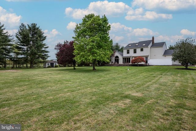 270 HARTFORD RD, Medford, NJ 08055