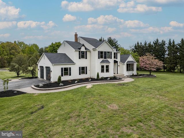 270 HARTFORD RD, Medford, NJ 08055