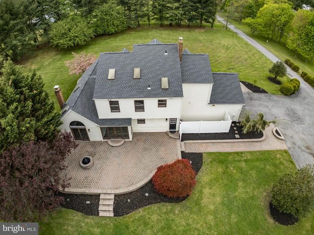 270 HARTFORD RD, Medford, NJ 08055