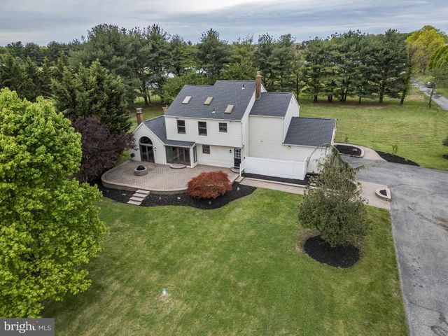 270 HARTFORD RD, Medford, NJ 08055