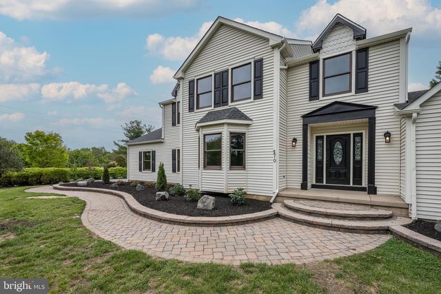 270 HARTFORD RD, Medford, NJ 08055