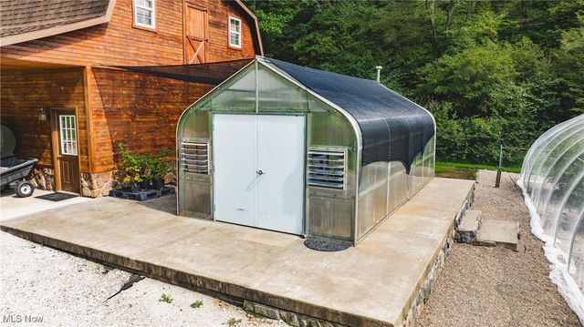 8089 Elk Fork Road, Middlebourne, WV 26149