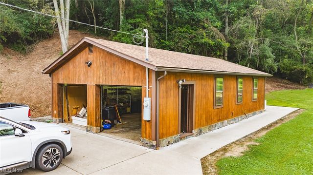 8089 Elk Fork Road, Middlebourne, WV 26149