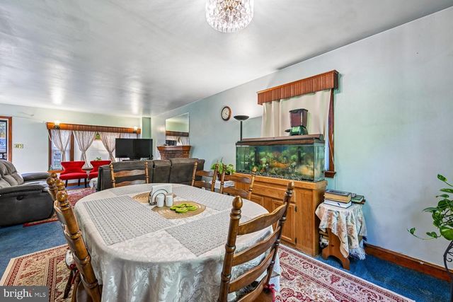 7308 FINNS LN, Lanham, MD 20706