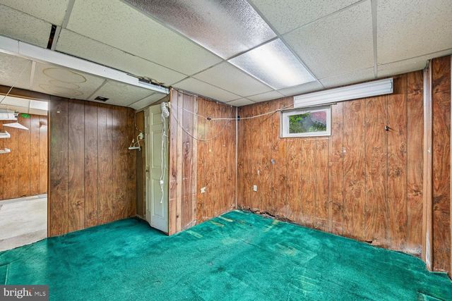 7308 FINNS LN, Lanham, MD 20706